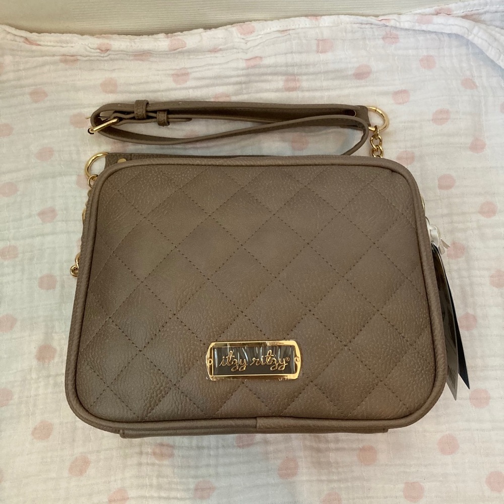 Izzy Ritzy Crossbody